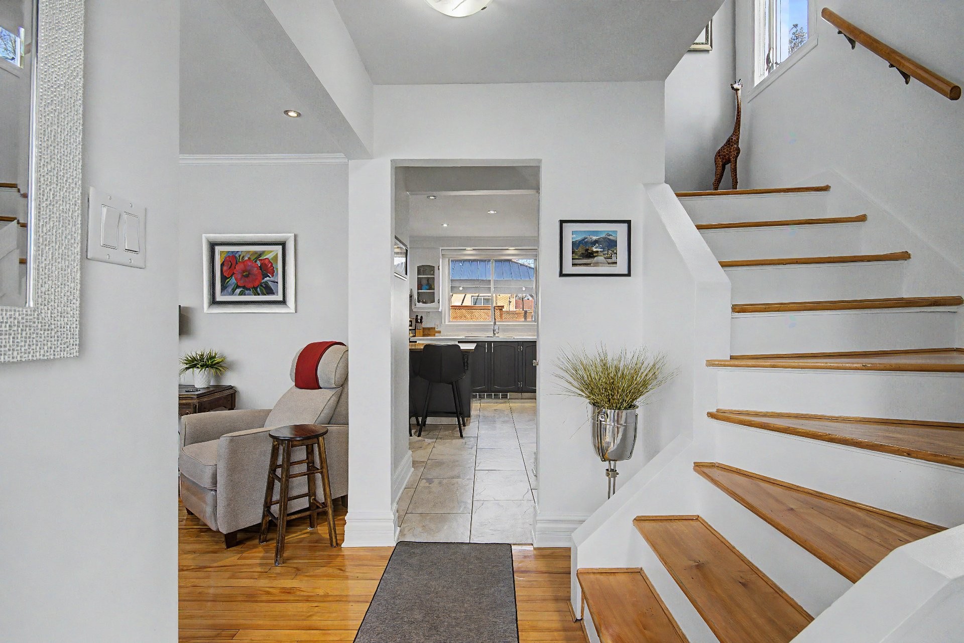 









65


Rue Staveley

,
Saint-Bruno-de-Montarville,




QC
J3V1M5

