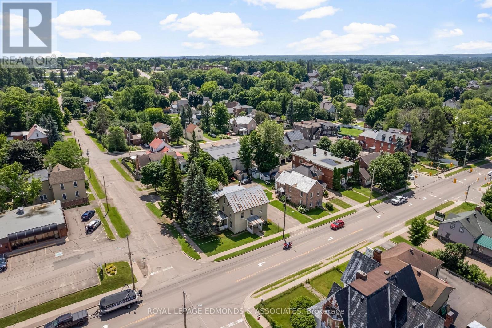 












394 PEMBROKE STREET E

,
Pembroke,




Ontario
K8A3K6

