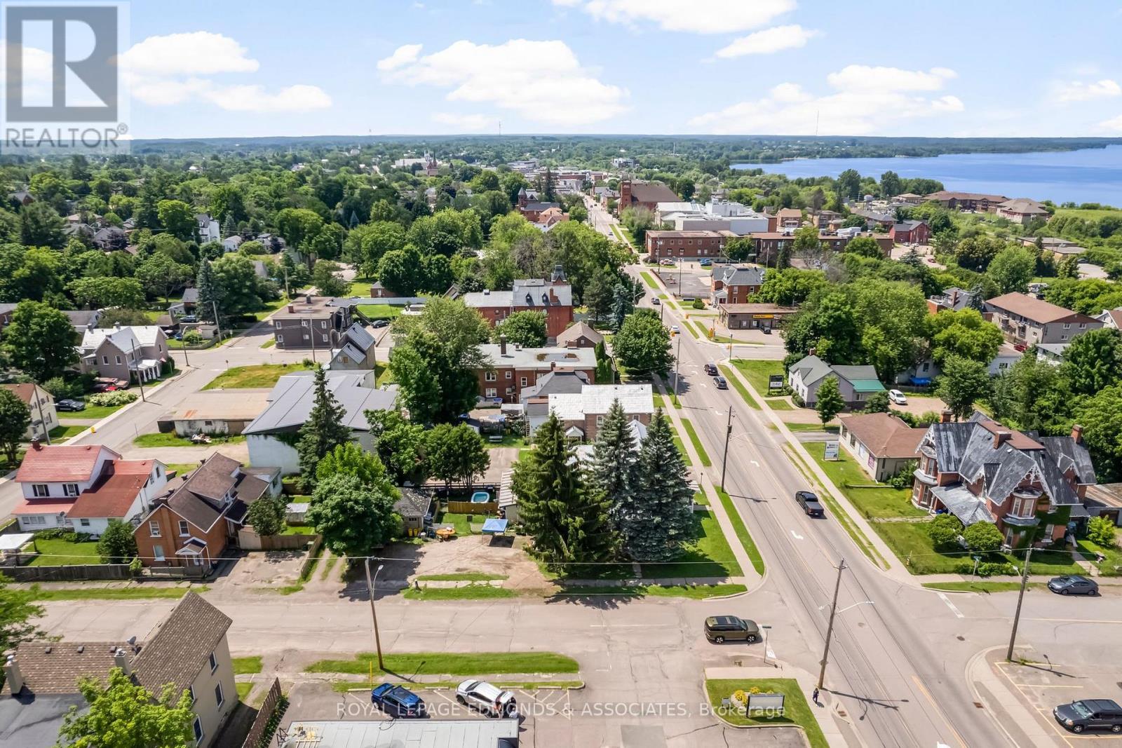 












394 PEMBROKE STREET E

,
Pembroke,




Ontario
K8A3K6

