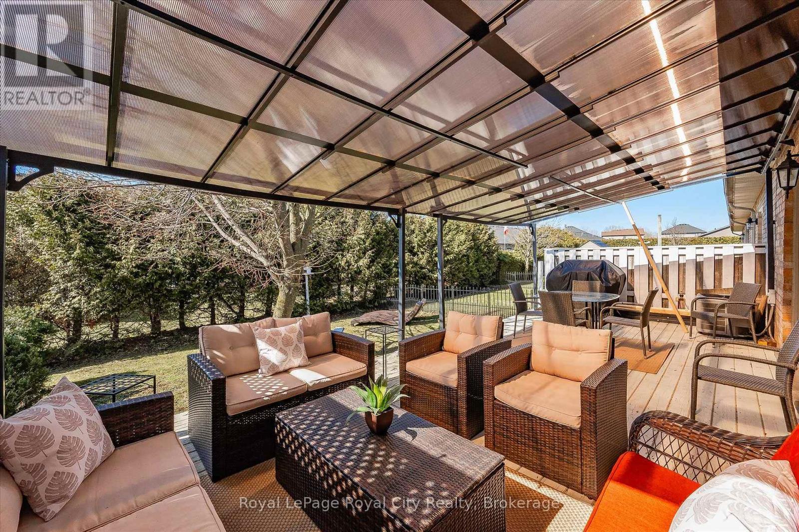 












291 BAMFORD DRIVE

,
North Perth (Listowel),




Ontario
N4W3V2

