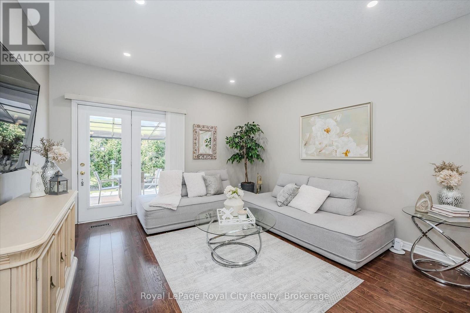 












291 BAMFORD DRIVE

,
North Perth (Listowel),




Ontario
N4W3V2

