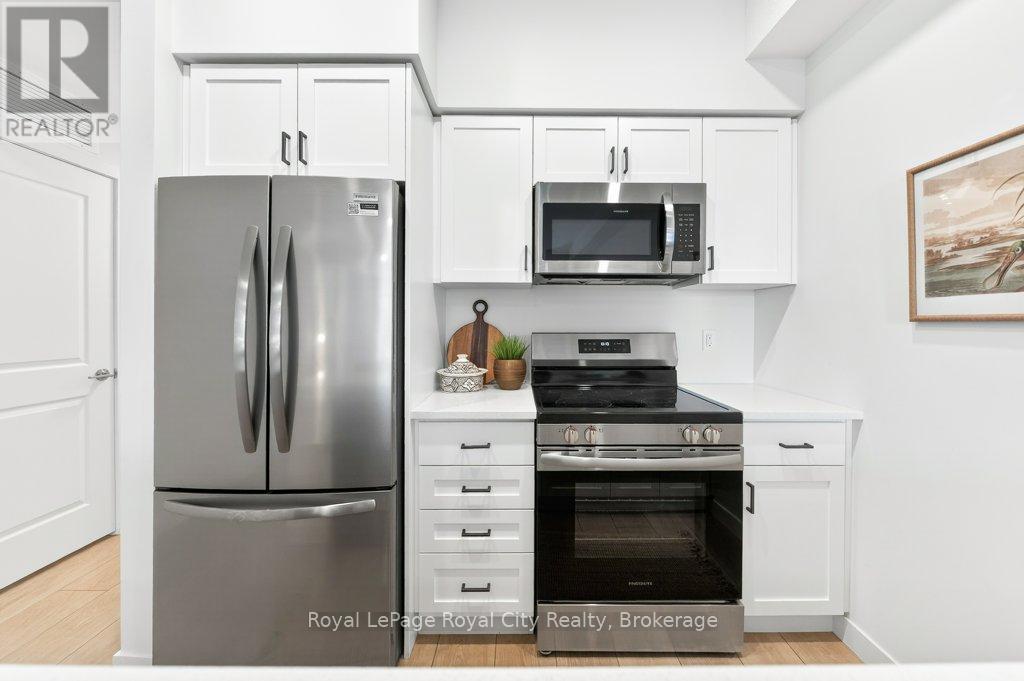












162 - 824 WOOLWICH STREET

,
Guelph (Riverside Park),




Ontario
N1H1G8


