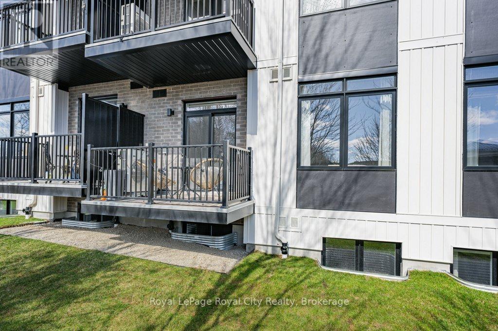












162 - 824 WOOLWICH STREET

,
Guelph (Riverside Park),




Ontario
N1H1G8

