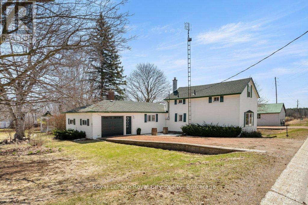 












8397 WELLINGTON 22 ROAD

,
Guelph/Eramosa (Rockwood),




Ontario
N0B2K0

