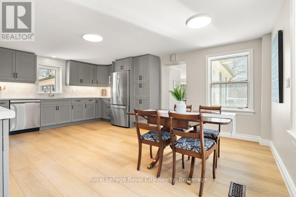 












8397 WELLINGTON 22 ROAD

,
Guelph/Eramosa (Rockwood),




Ontario
N0B2K0

