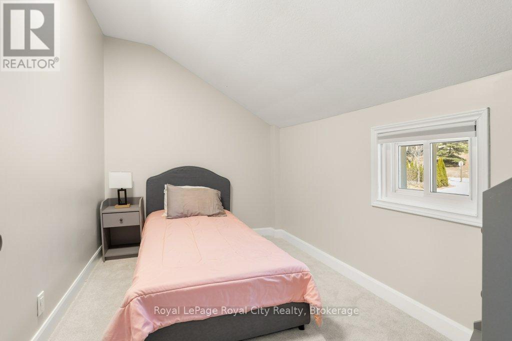 












8397 WELLINGTON 22 ROAD

,
Guelph/Eramosa (Rockwood),




Ontario
N0B2K0

