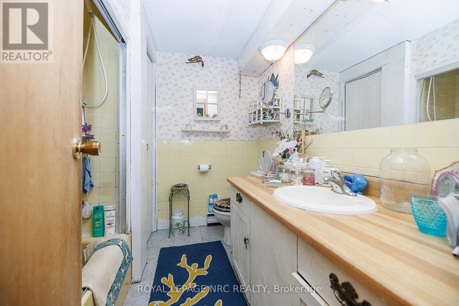 












3840 TERRACE LANE

,
Fort Erie (Crystal Beach),




Ontario
L0S1B0

