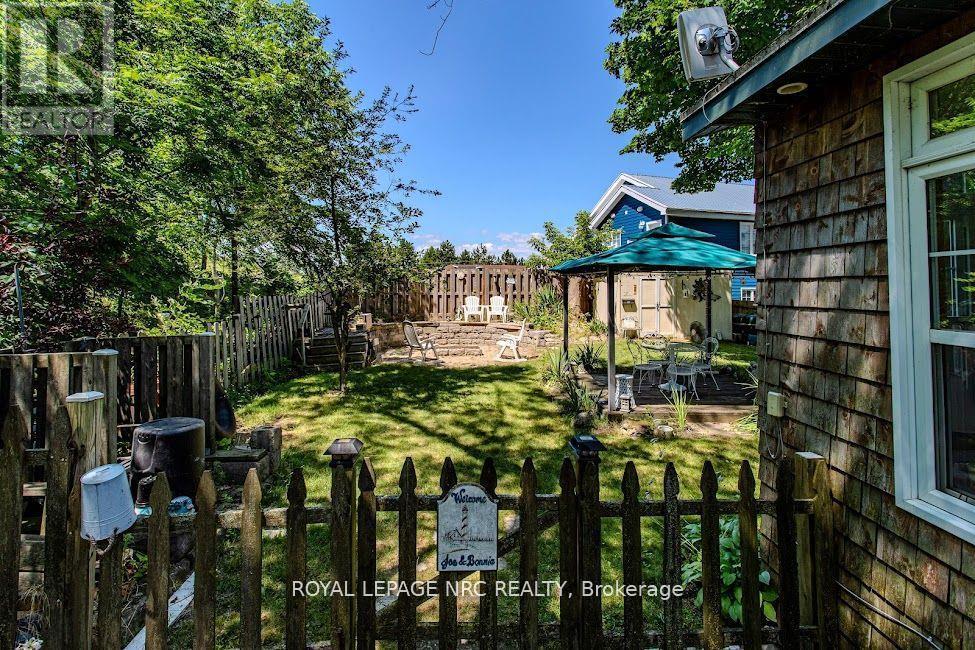 












3840 TERRACE LANE

,
Fort Erie (Crystal Beach),




Ontario
L0S1B0


