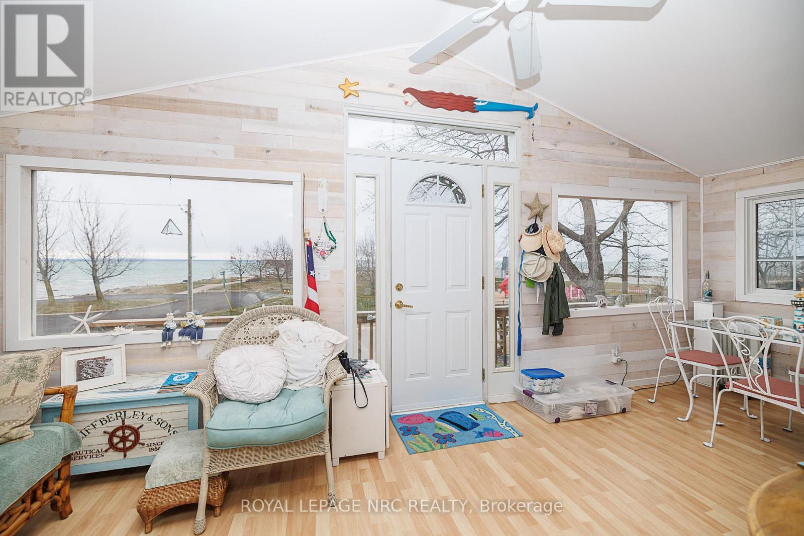 












3840 TERRACE LANE

,
Fort Erie (Crystal Beach),




Ontario
L0S1B0

