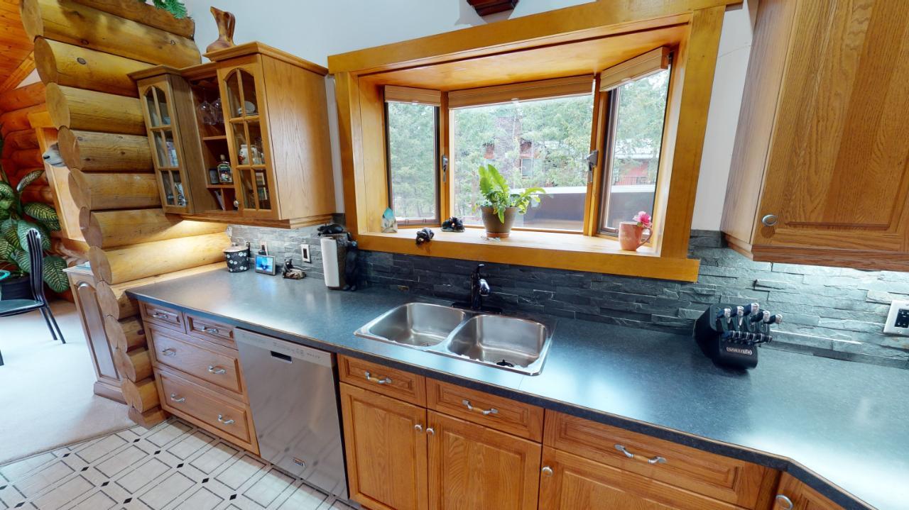 









6006


WOLF CREEK

Road,
Wasa,




BC
V0B 2K0


