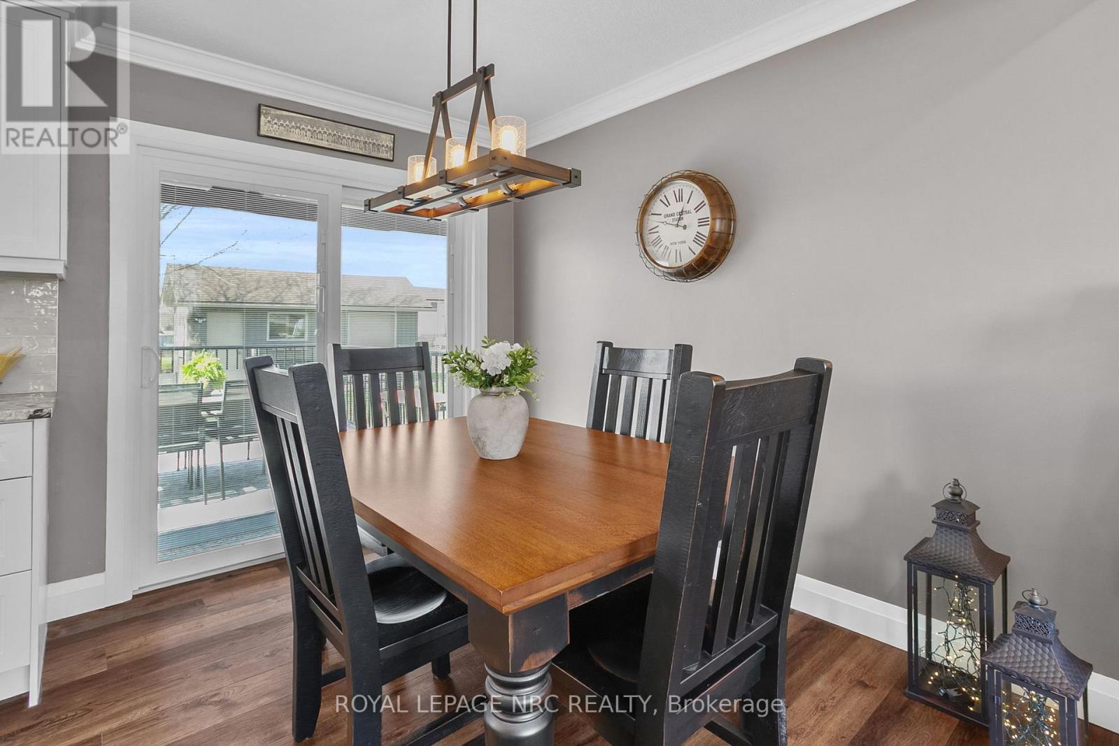 












787 GRANDVIEW ROAD

,
Fort Erie (Crescent Park),




Ontario
L2A4V6

