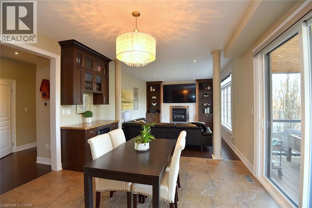 












483 VALRIDGE Drive

,
Ancaster,




Ontario
L9G0B2


