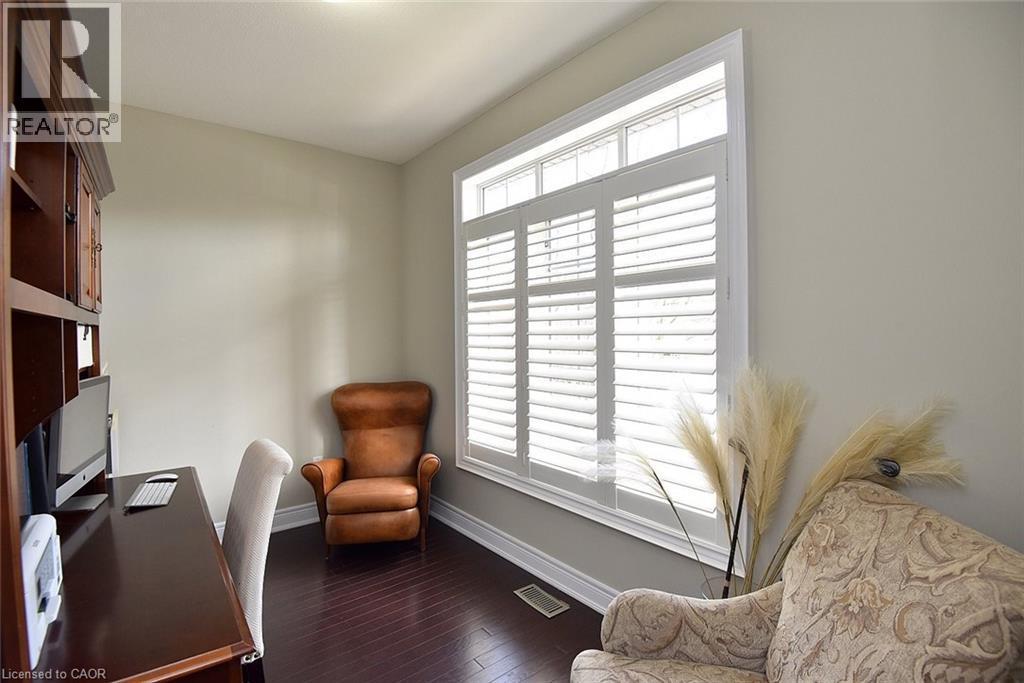 












483 VALRIDGE Drive

,
Ancaster,




Ontario
L9G0B2

