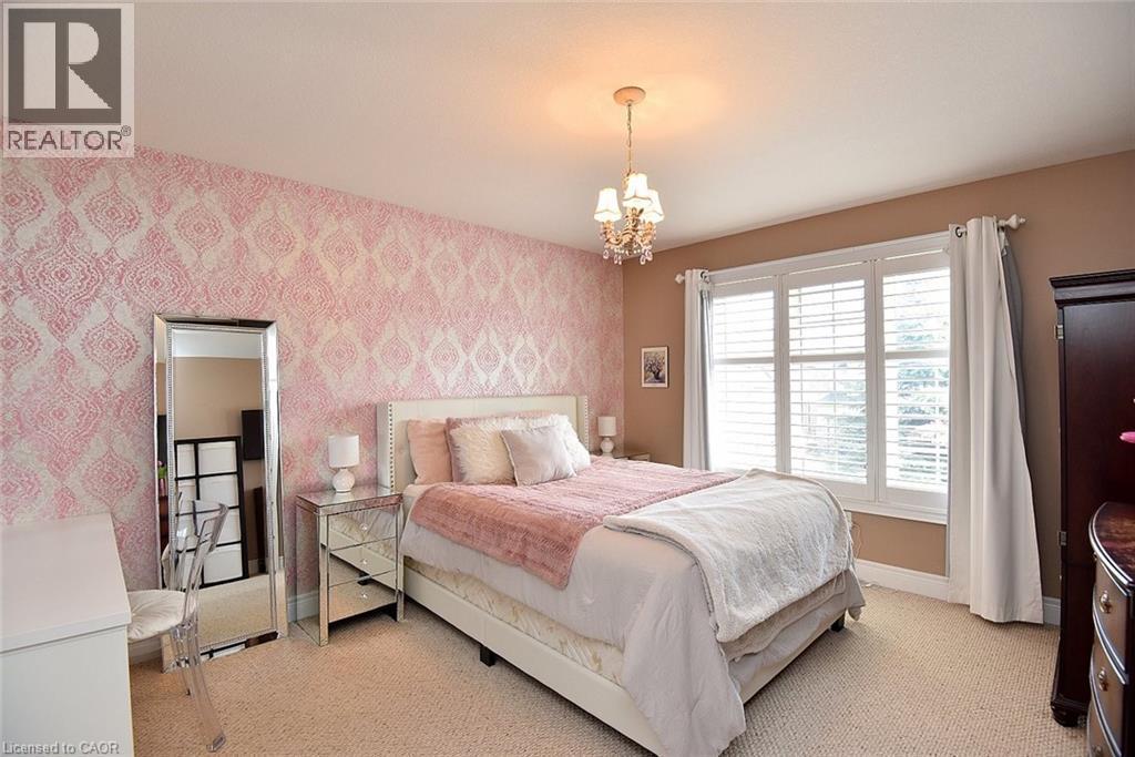 












483 VALRIDGE Drive

,
Ancaster,




Ontario
L9G0B2


