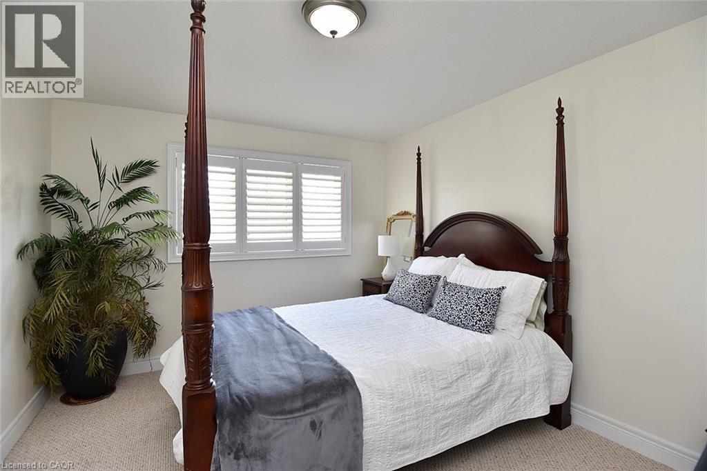 












483 VALRIDGE Drive

,
Ancaster,




Ontario
L9G0B2

