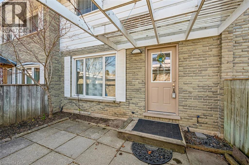 












55 RALGREEN Crescent

,
Kitchener,




Ontario
N2M1V1

