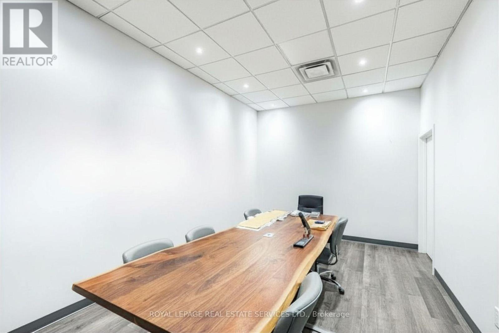 












3130 UNIVERSAL DRIVE

,
Mississauga,




Ontario
L4X2C8

