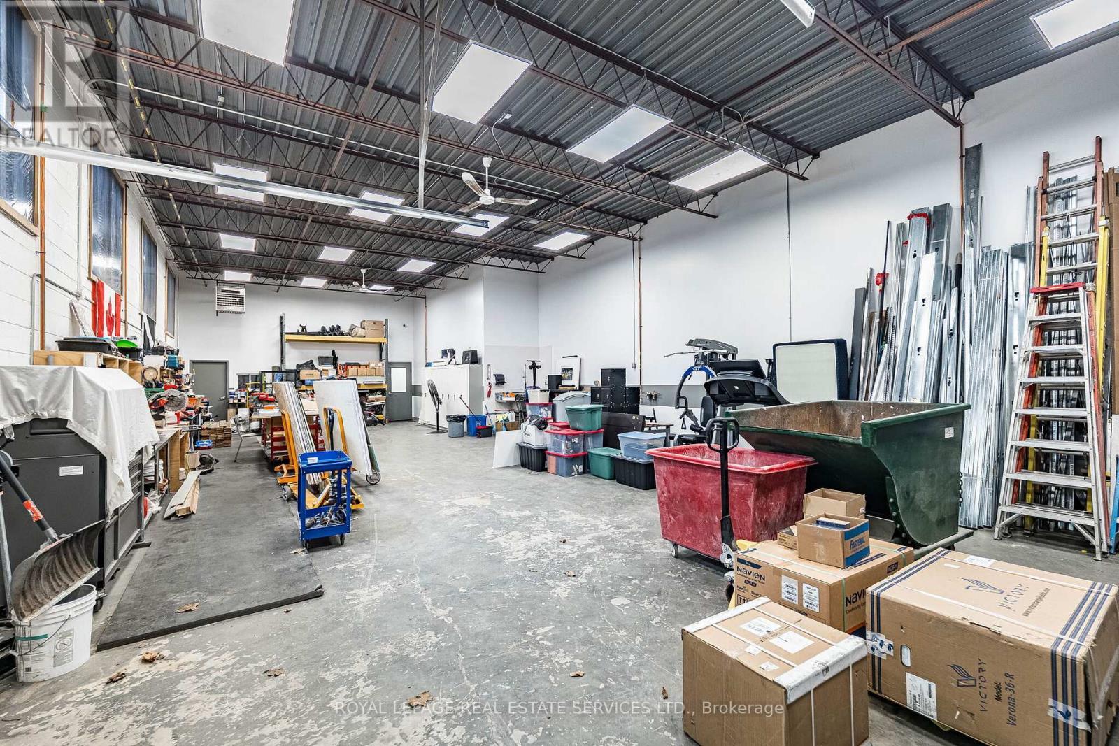 












3130 UNIVERSAL DRIVE

,
Mississauga,




Ontario
L4X2C8

