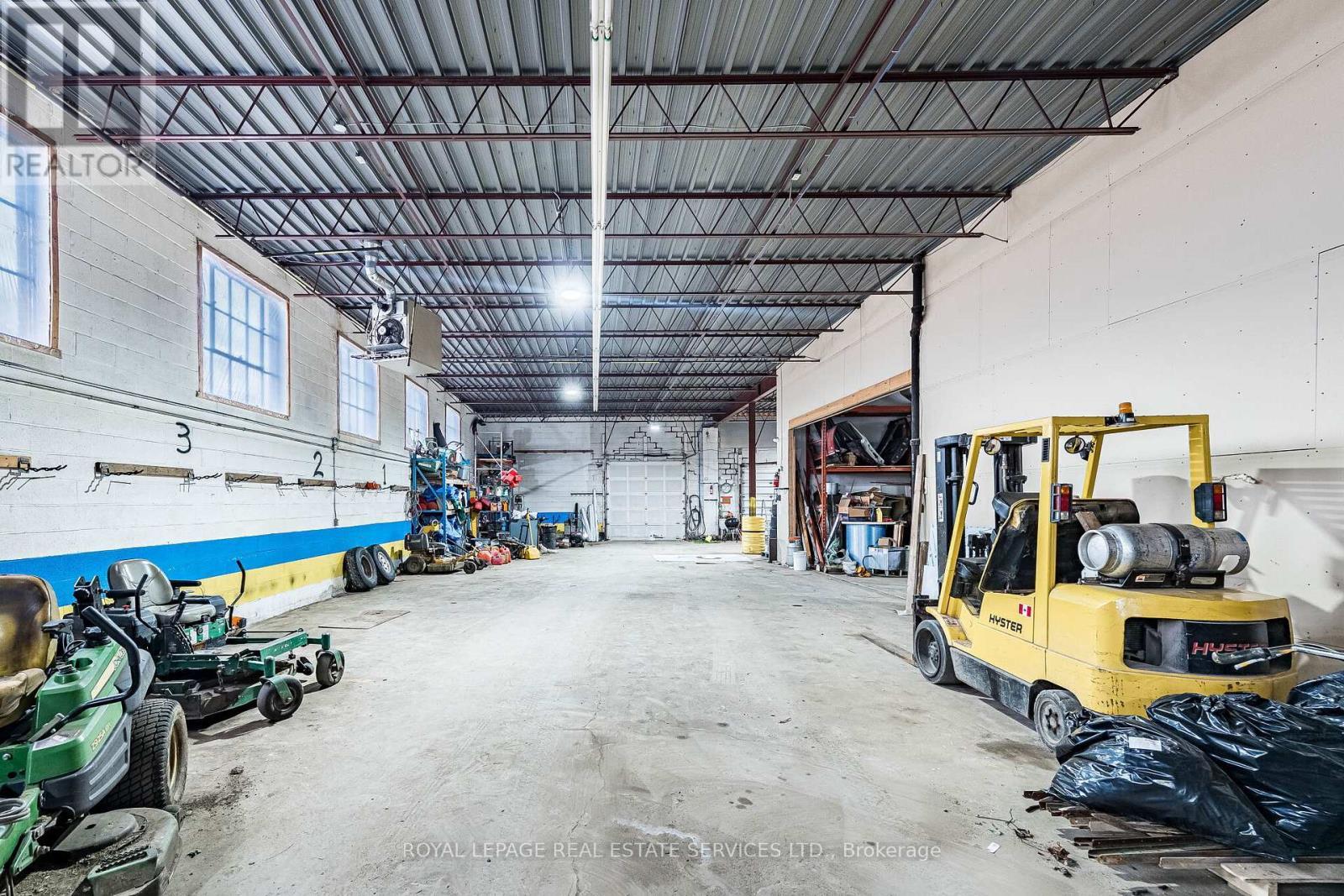












3130 UNIVERSAL DRIVE

,
Mississauga,




Ontario
L4X2C8

