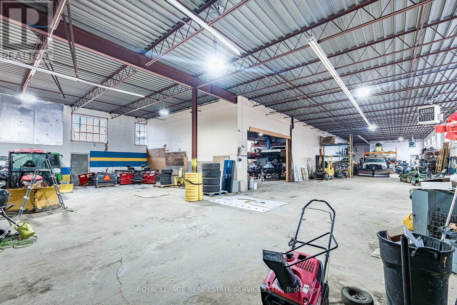 












3130 UNIVERSAL DRIVE

,
Mississauga,




Ontario
L4X2C8


