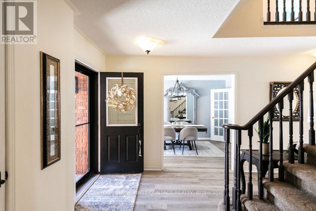 












13 IRWIN DRIVE

,
Barrie,




Ontario
L4N7A6

