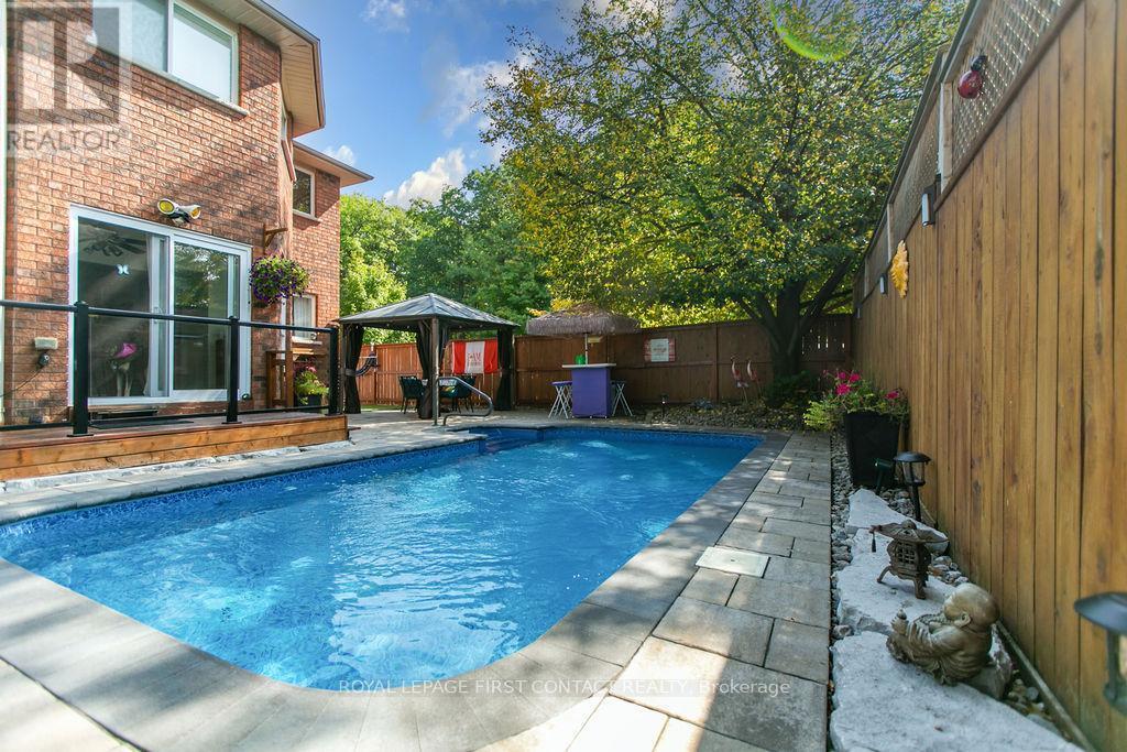 












13 IRWIN DRIVE

,
Barrie,




Ontario
L4N7A6

