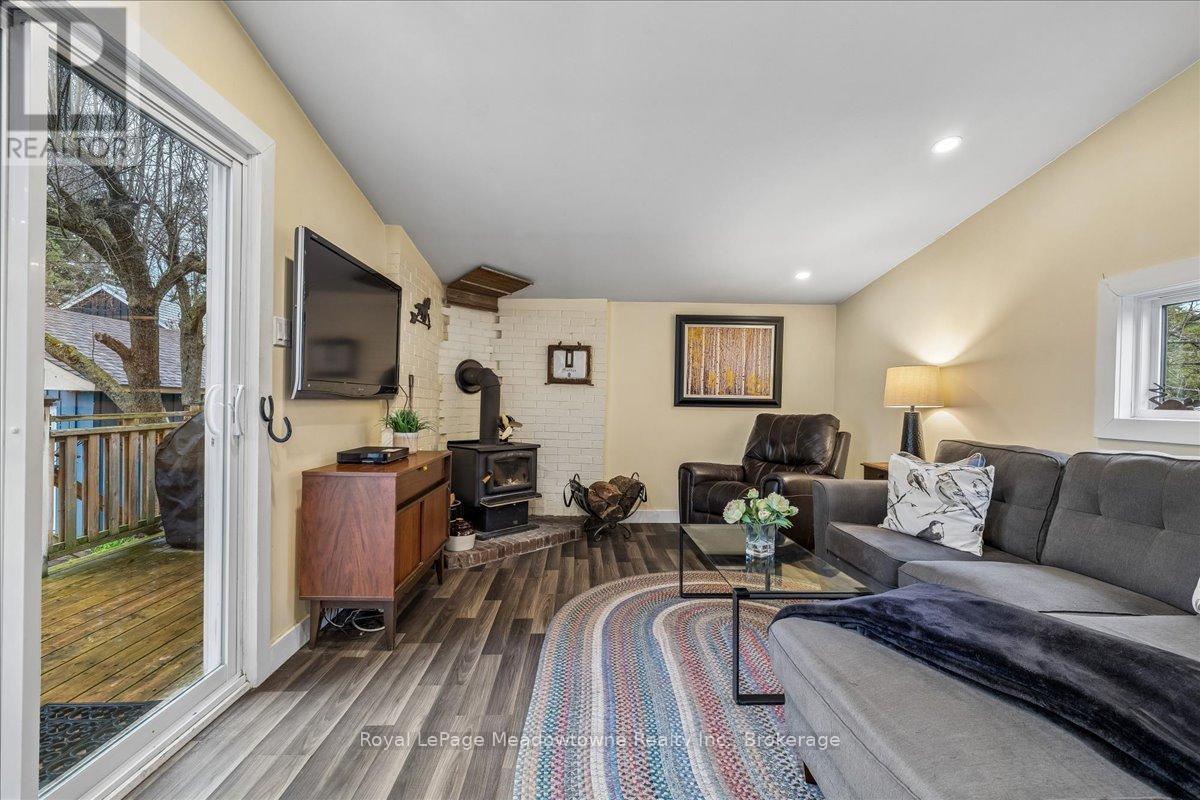 












11024 FIRST LINE

,
Milton (Moffat),




Ontario
L0P1J0

