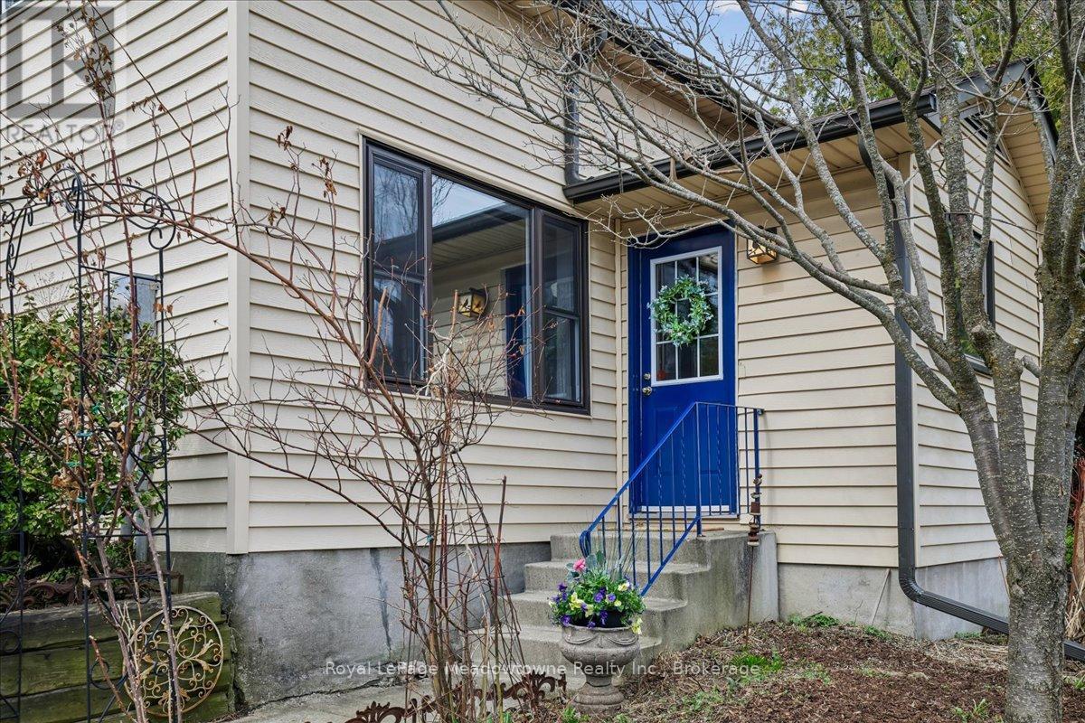 












11024 FIRST LINE

,
Milton (Moffat),




Ontario
L0P1J0

