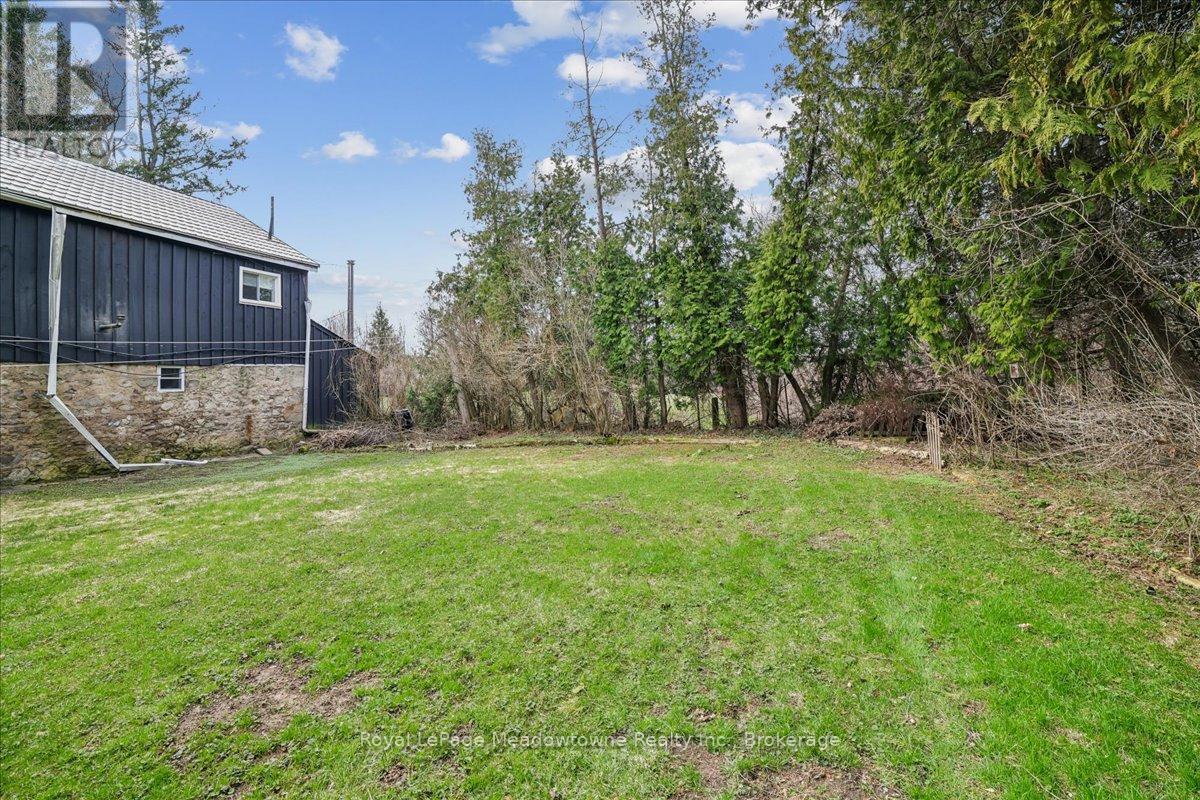 












11024 FIRST LINE

,
Milton (Moffat),




Ontario
L0P1J0

