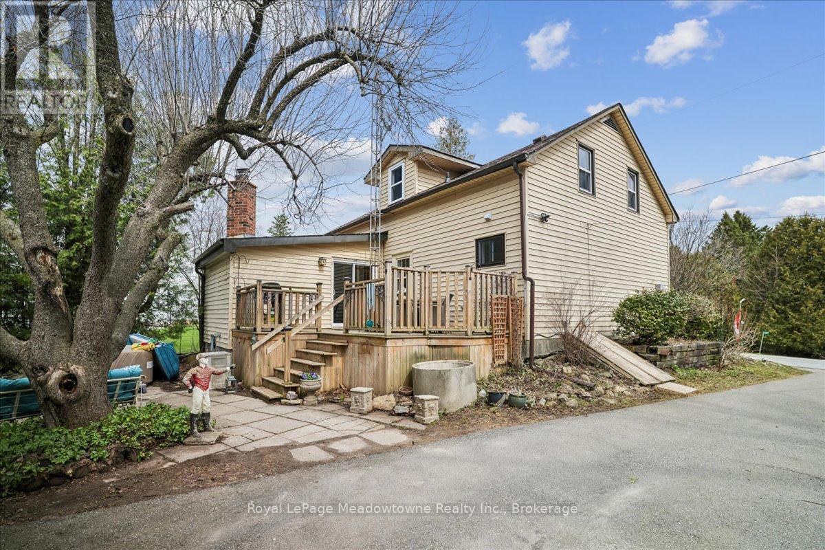 












11024 FIRST LINE

,
Milton (Moffat),




Ontario
L0P1J0

