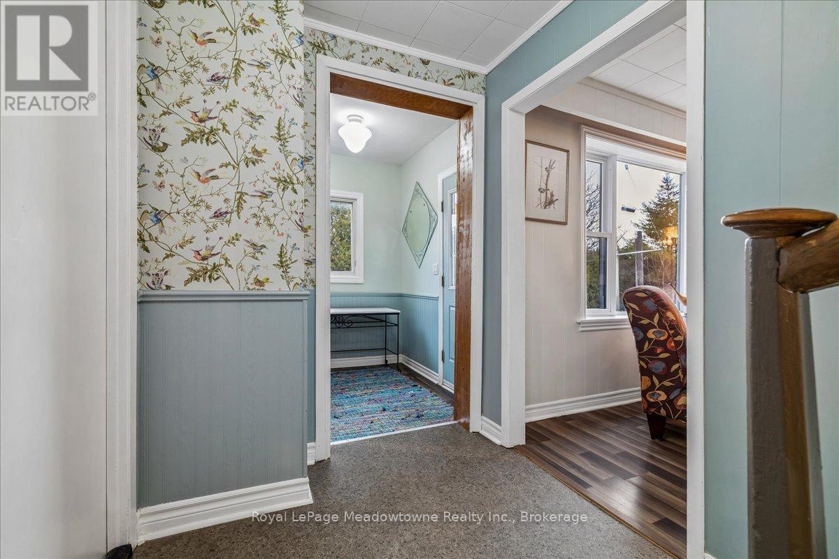 












11024 FIRST LINE

,
Milton (Moffat),




Ontario
L0P1J0

