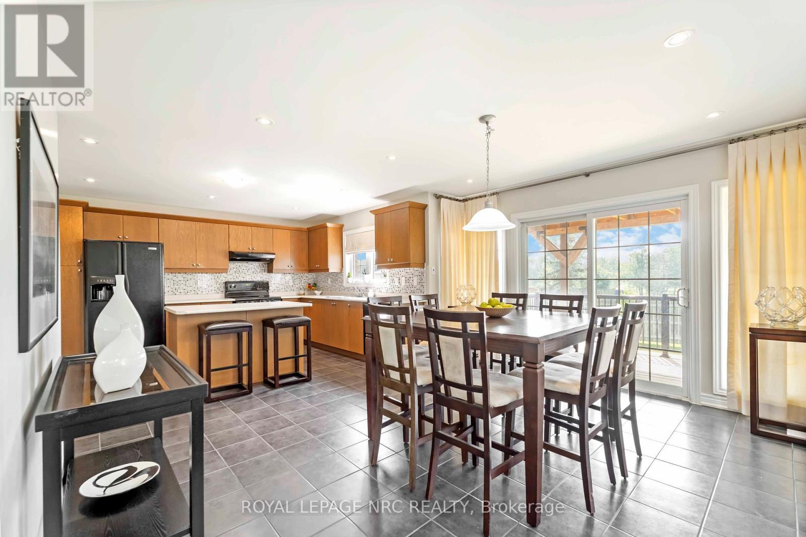 












9115 KUDLAC STREET

,
Niagara Falls (Forestview),




Ontario
L2H0C2


