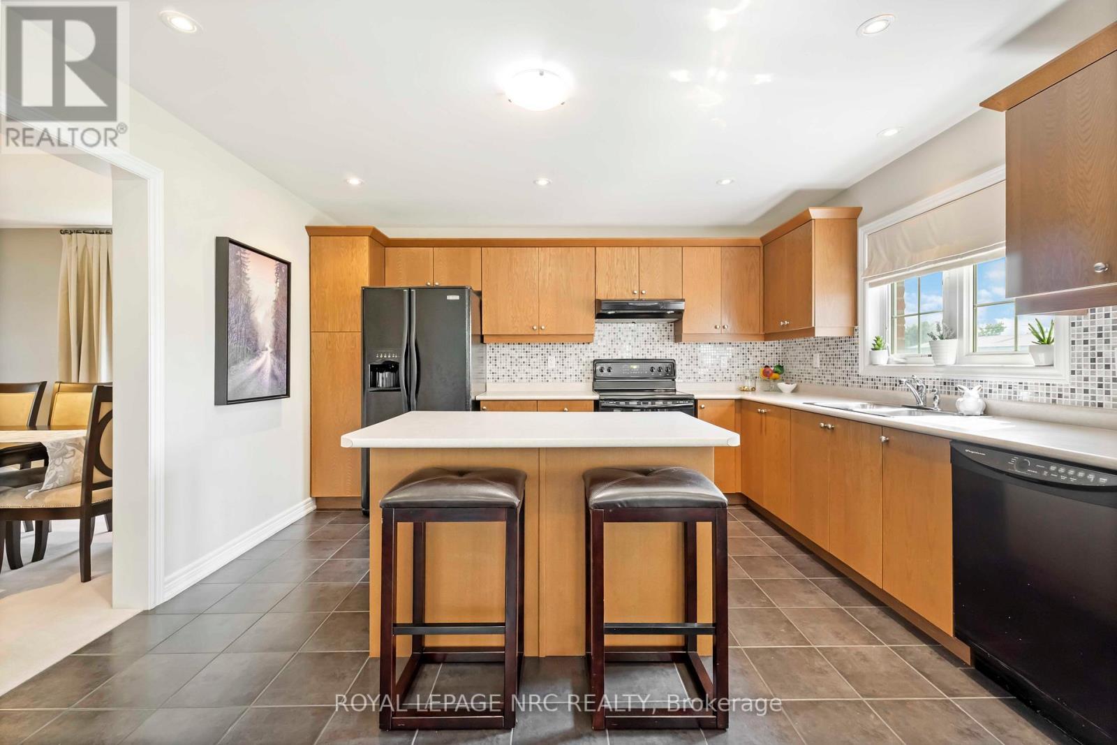 












9115 KUDLAC STREET

,
Niagara Falls (Forestview),




Ontario
L2H0C2

