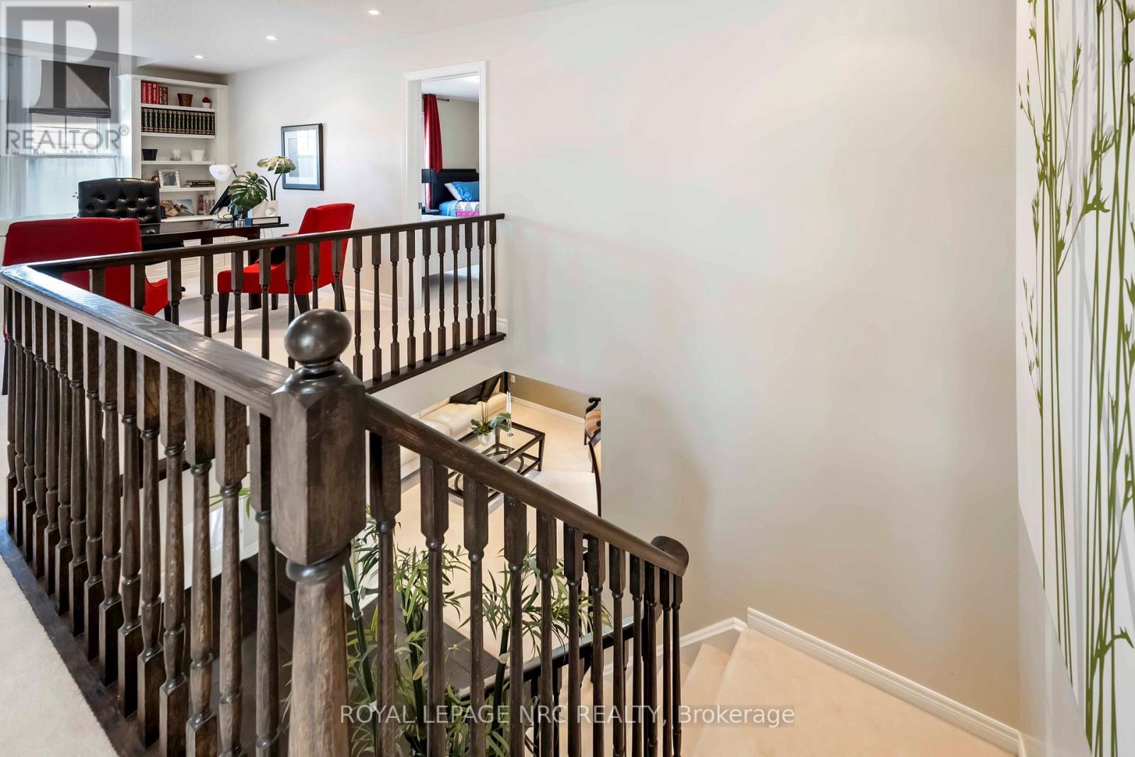 












9115 KUDLAC STREET

,
Niagara Falls (Forestview),




Ontario
L2H0C2

