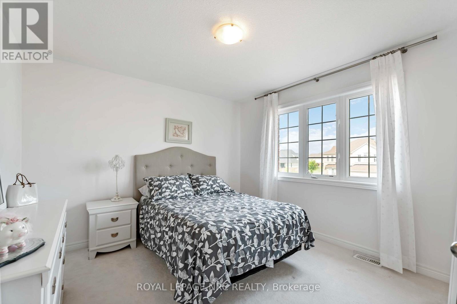 












9115 KUDLAC STREET

,
Niagara Falls (Forestview),




Ontario
L2H0C2


