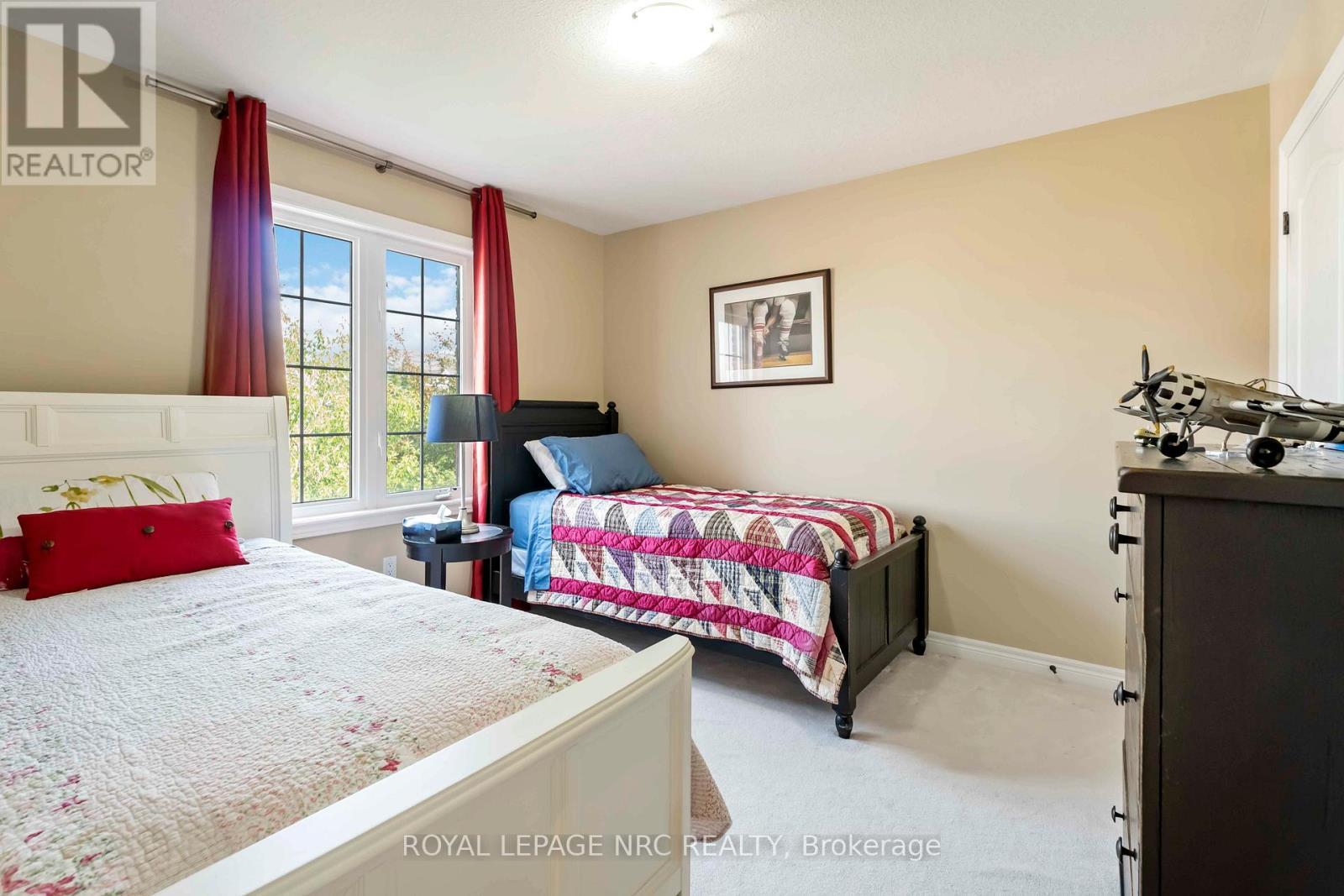 












9115 KUDLAC STREET

,
Niagara Falls (Forestview),




Ontario
L2H0C2

