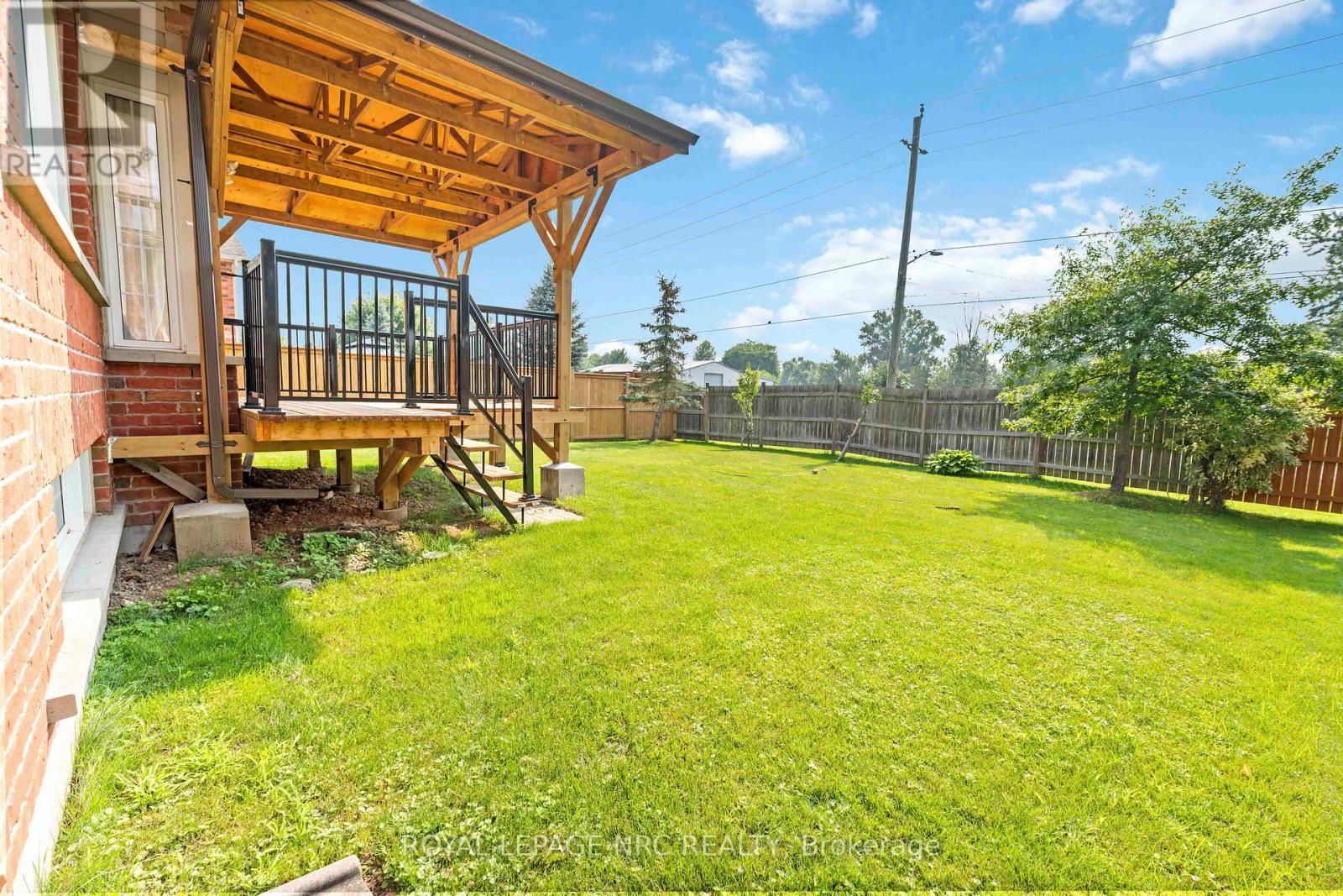 












9115 KUDLAC STREET

,
Niagara Falls (Forestview),




Ontario
L2H0C2

