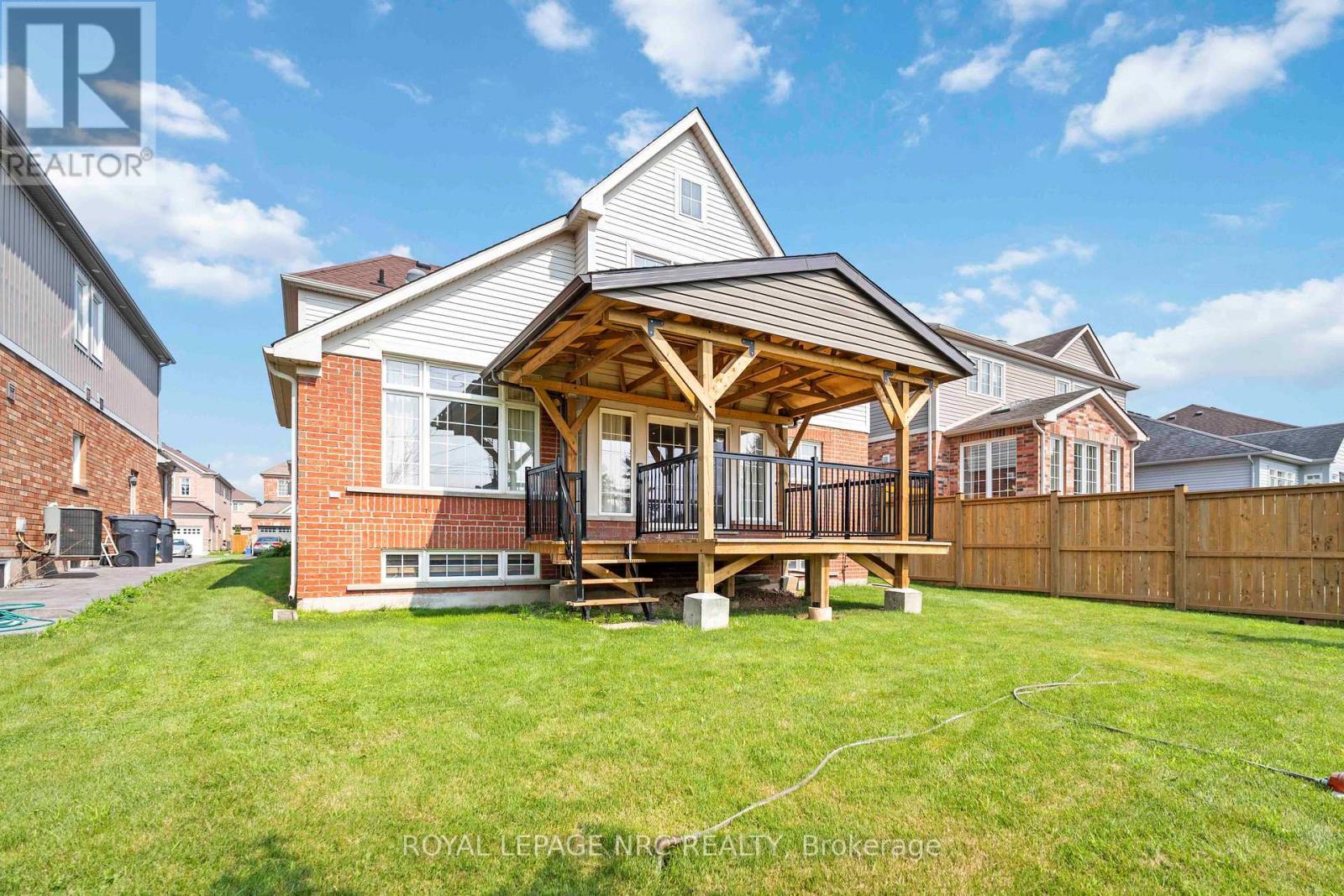 












9115 KUDLAC STREET

,
Niagara Falls (Forestview),




Ontario
L2H0C2


