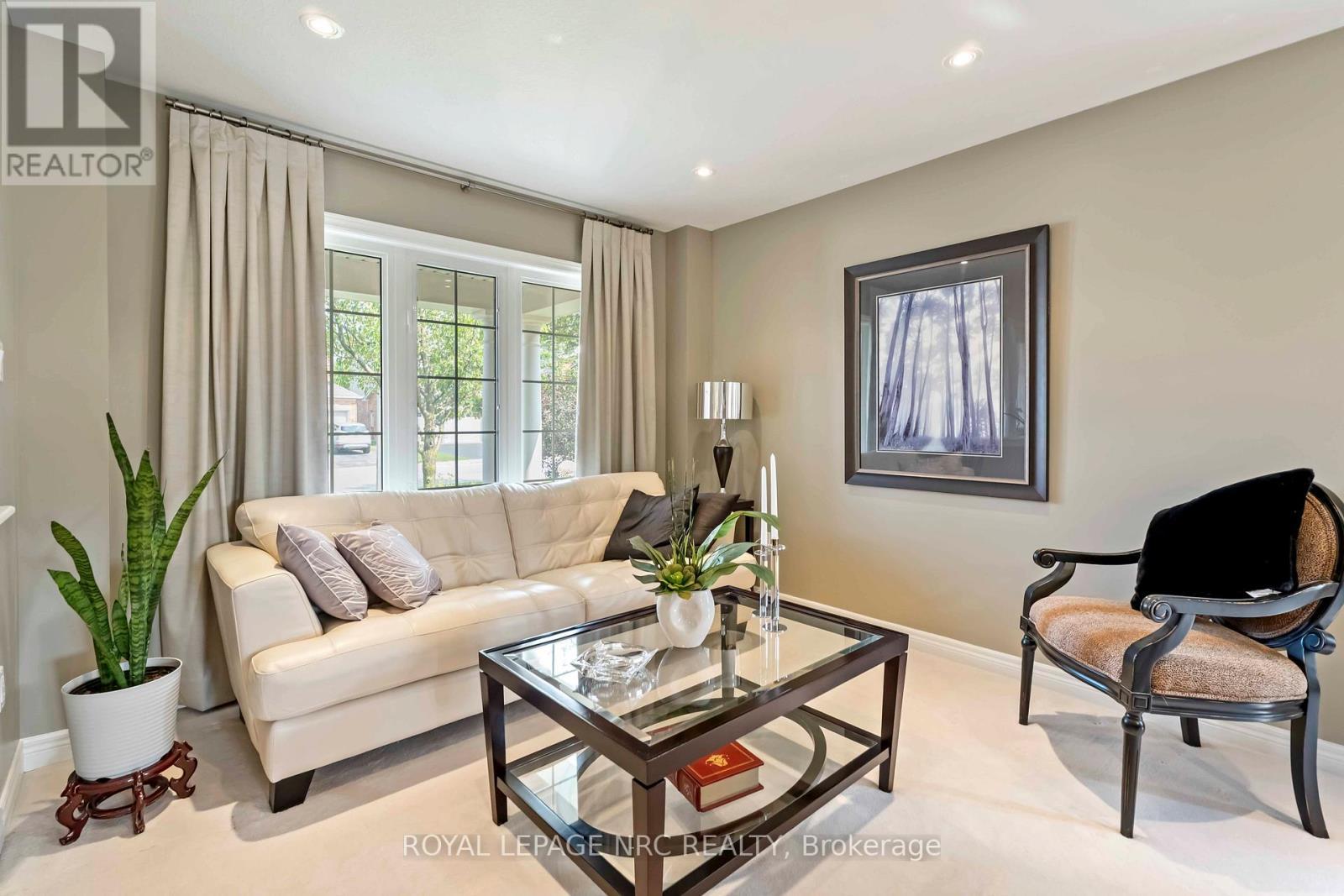 












9115 KUDLAC STREET

,
Niagara Falls (Forestview),




Ontario
L2H0C2

