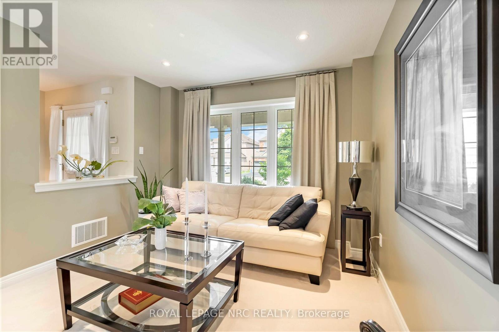












9115 KUDLAC STREET

,
Niagara Falls (Forestview),




Ontario
L2H0C2

