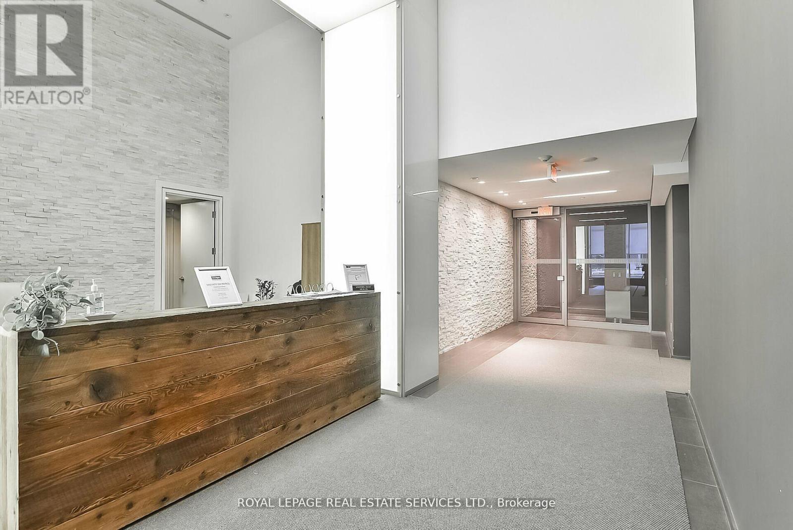 












602 - 360 SQUARE ONE DRIVE

,
Mississauga,




Ontario
L5B0E6

