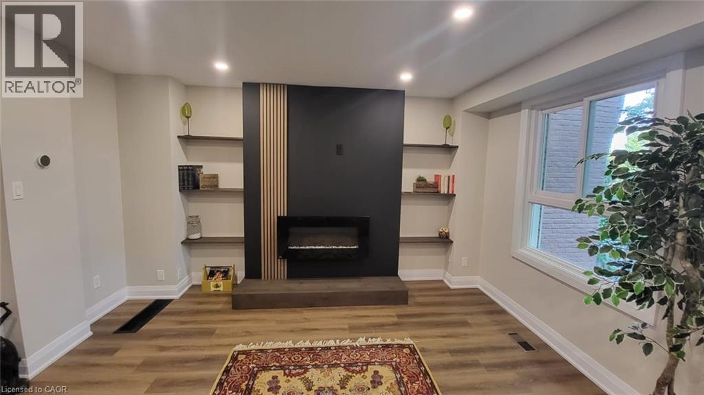 












830 WESTLOCK Road Unit# 38A

,
Mississauga,




Ontario
L5C1K6

