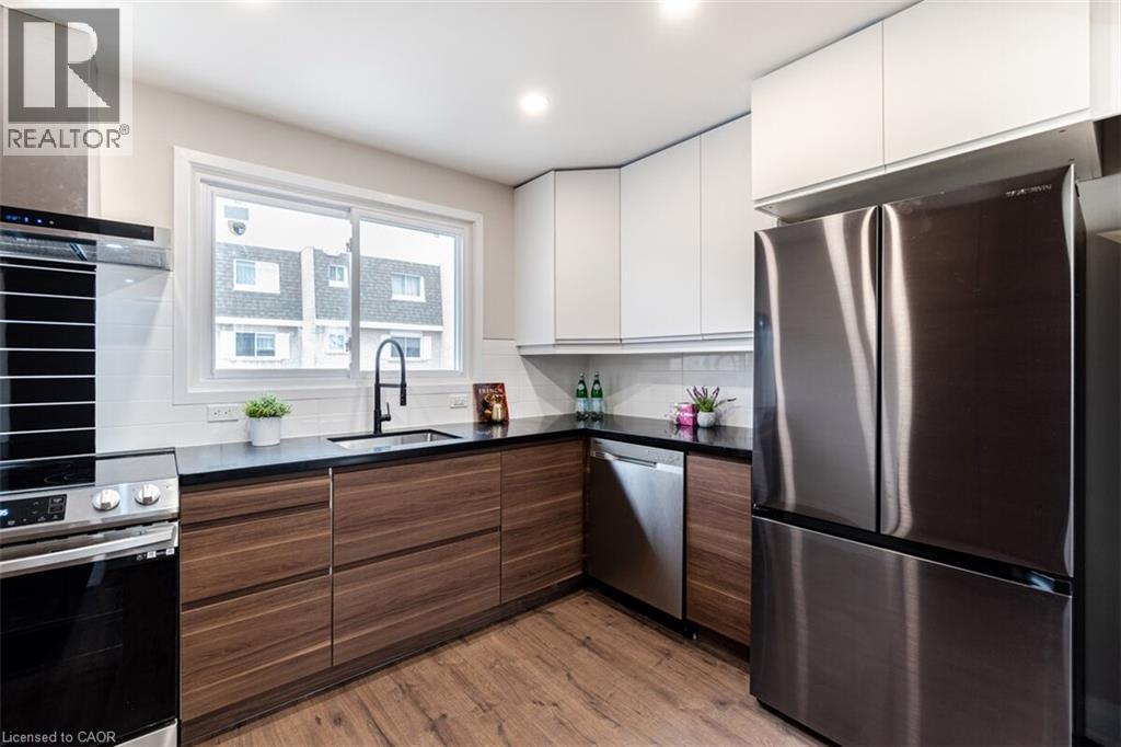 












830 WESTLOCK Road Unit# 38A

,
Mississauga,




Ontario
L5C1K6

