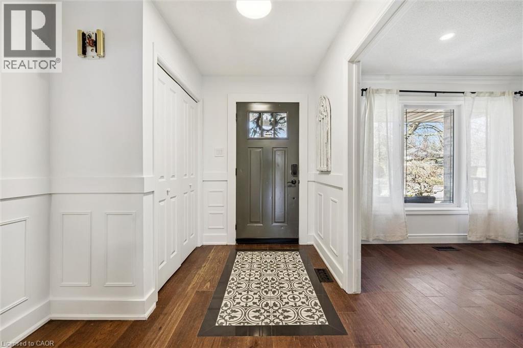 












20 DARBY Road

,
Guelph,




Ontario
N1K1R4

