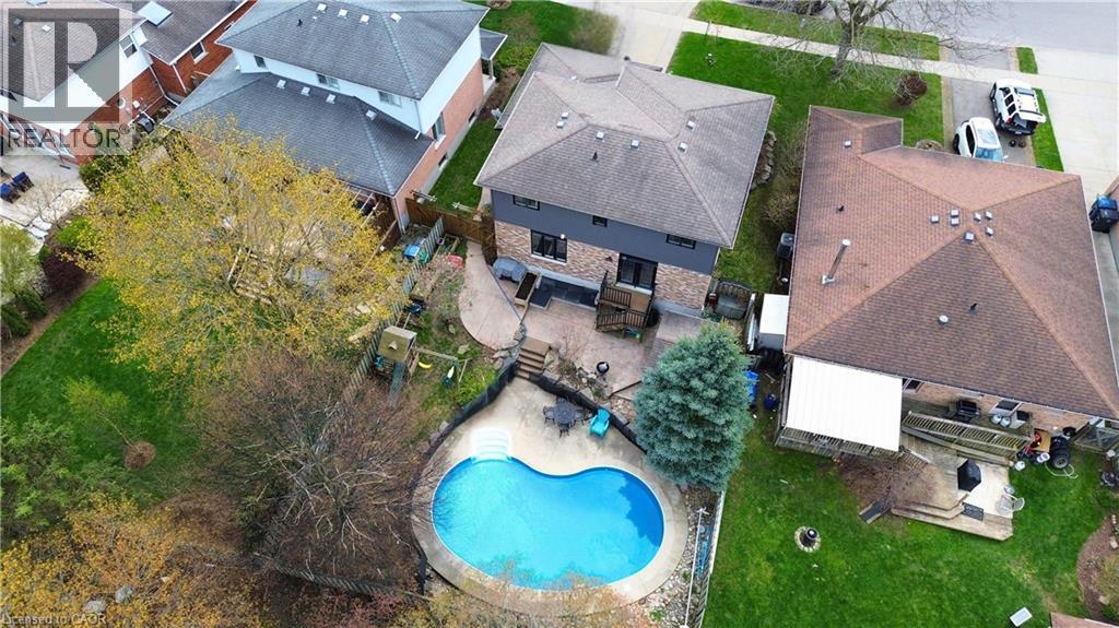 












20 DARBY Road

,
Guelph,




Ontario
N1K1R4

