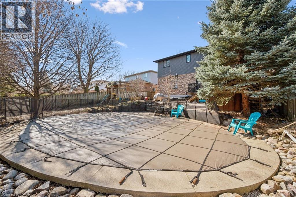 












20 DARBY Road

,
Guelph,




Ontario
N1K1R4

