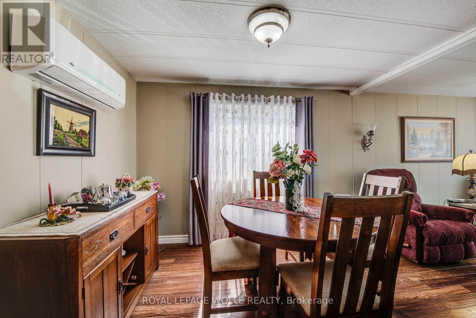 












21 FAIRVIEW CRESCENT

,
North Perth,




Ontario
N4W3G8

