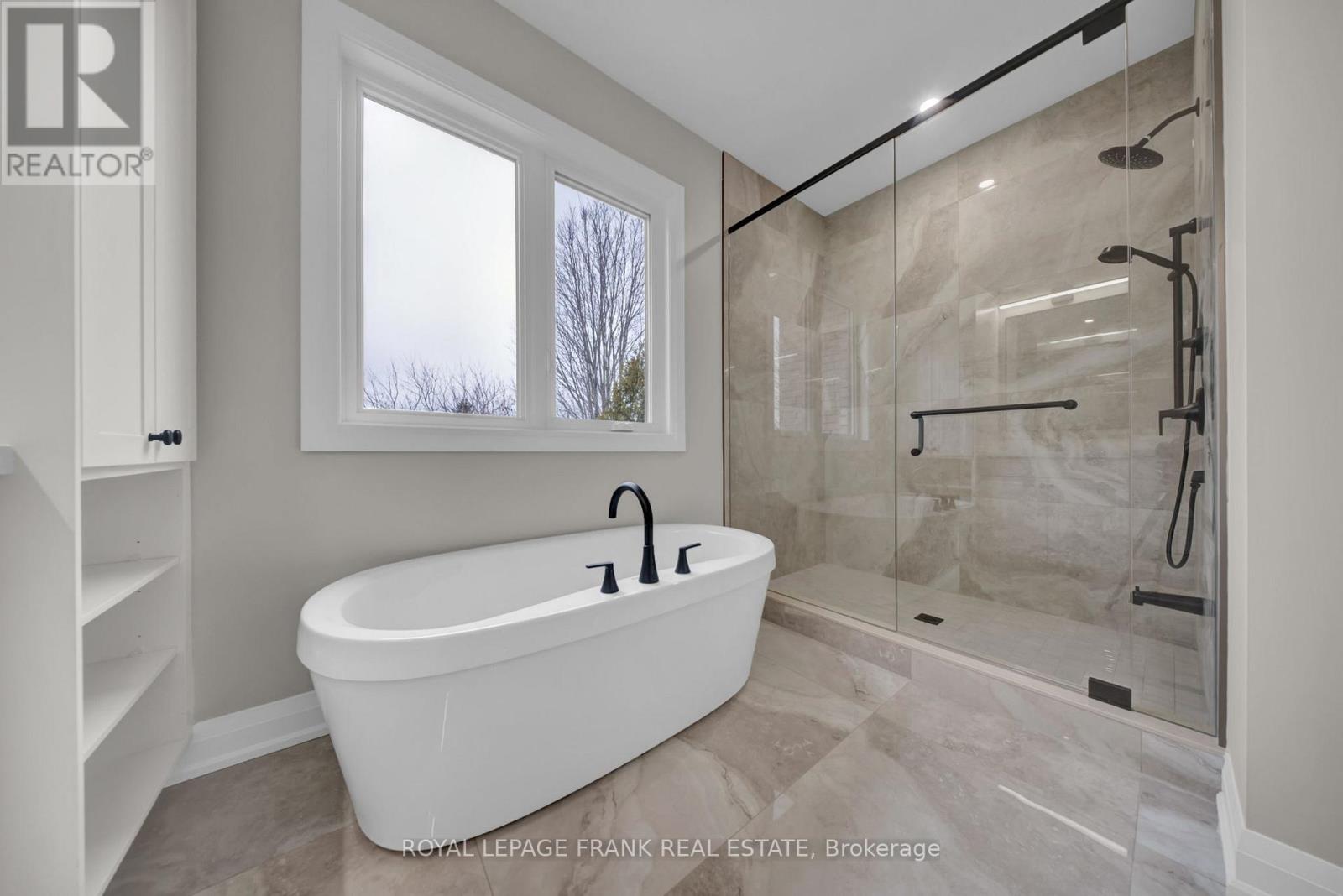 












97 STEINWAY DRIVE

,
Scugog (Port Perry),




Ontario
L9L1V6

