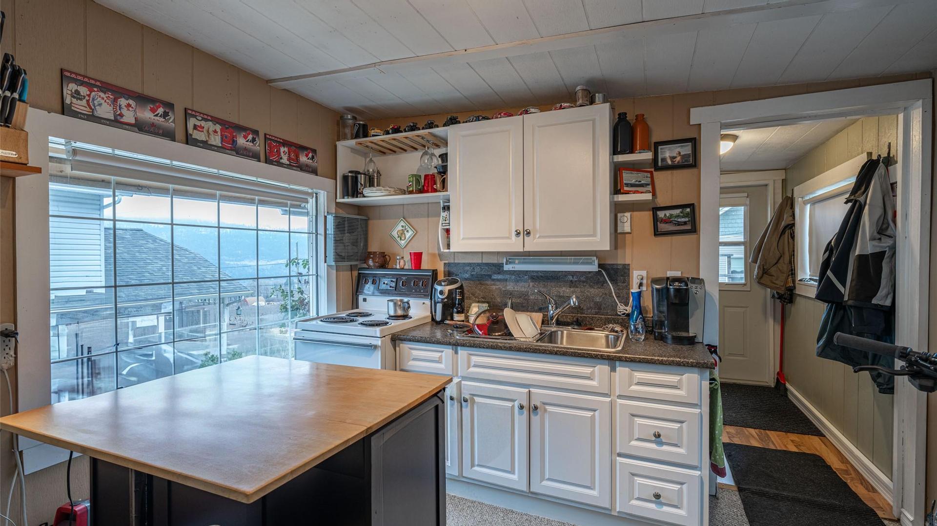 









13071


Trewhitt

Road,
Lake Country,




BC
V4V 2B1

