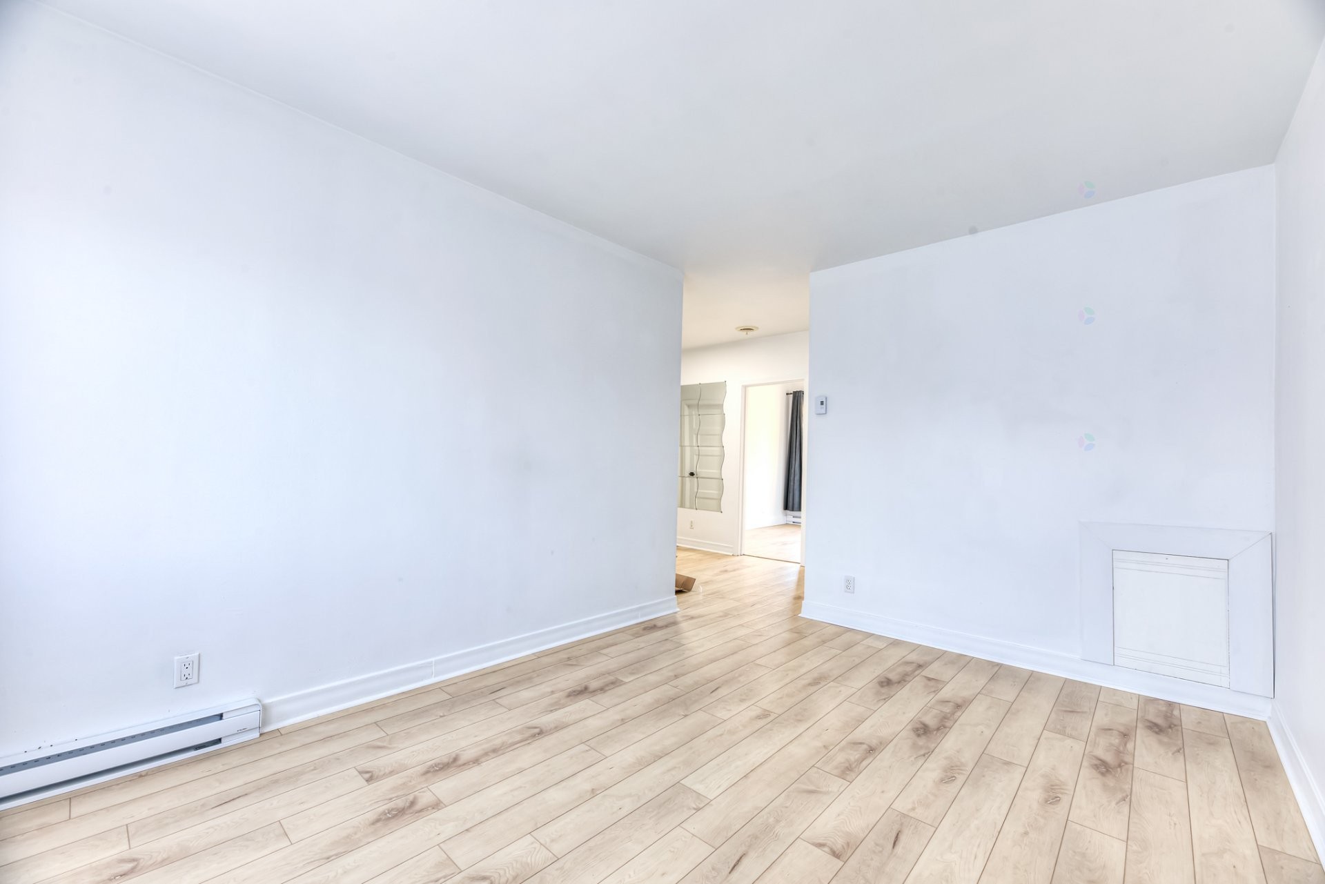 









20


Boul. Goineau

,
Laval (Pont-Viau),




QC
H7G3M7

